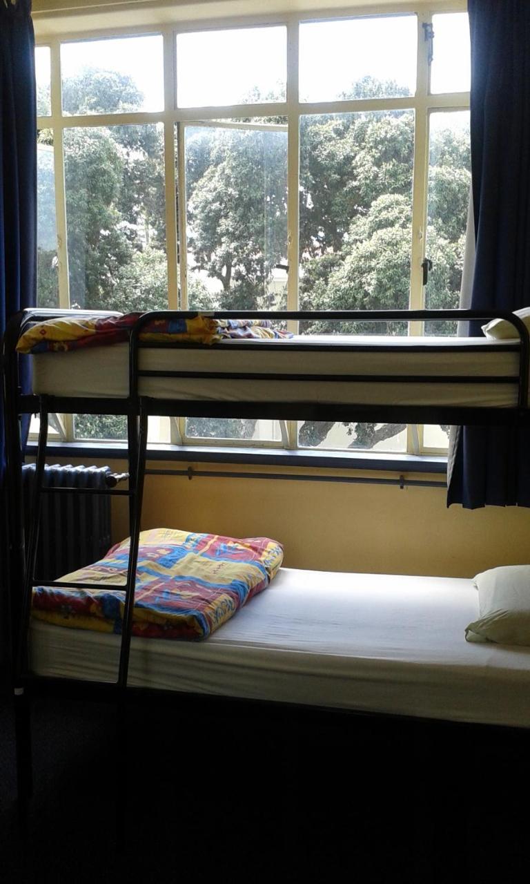 נאפייר Archies Bunker Affordable Accommodation מראה חיצוני תמונה